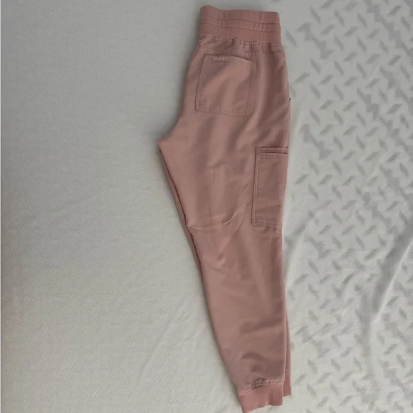 JAANUU Heritage Collection Top and Jogger Scrubs set - Picture 9 of 11